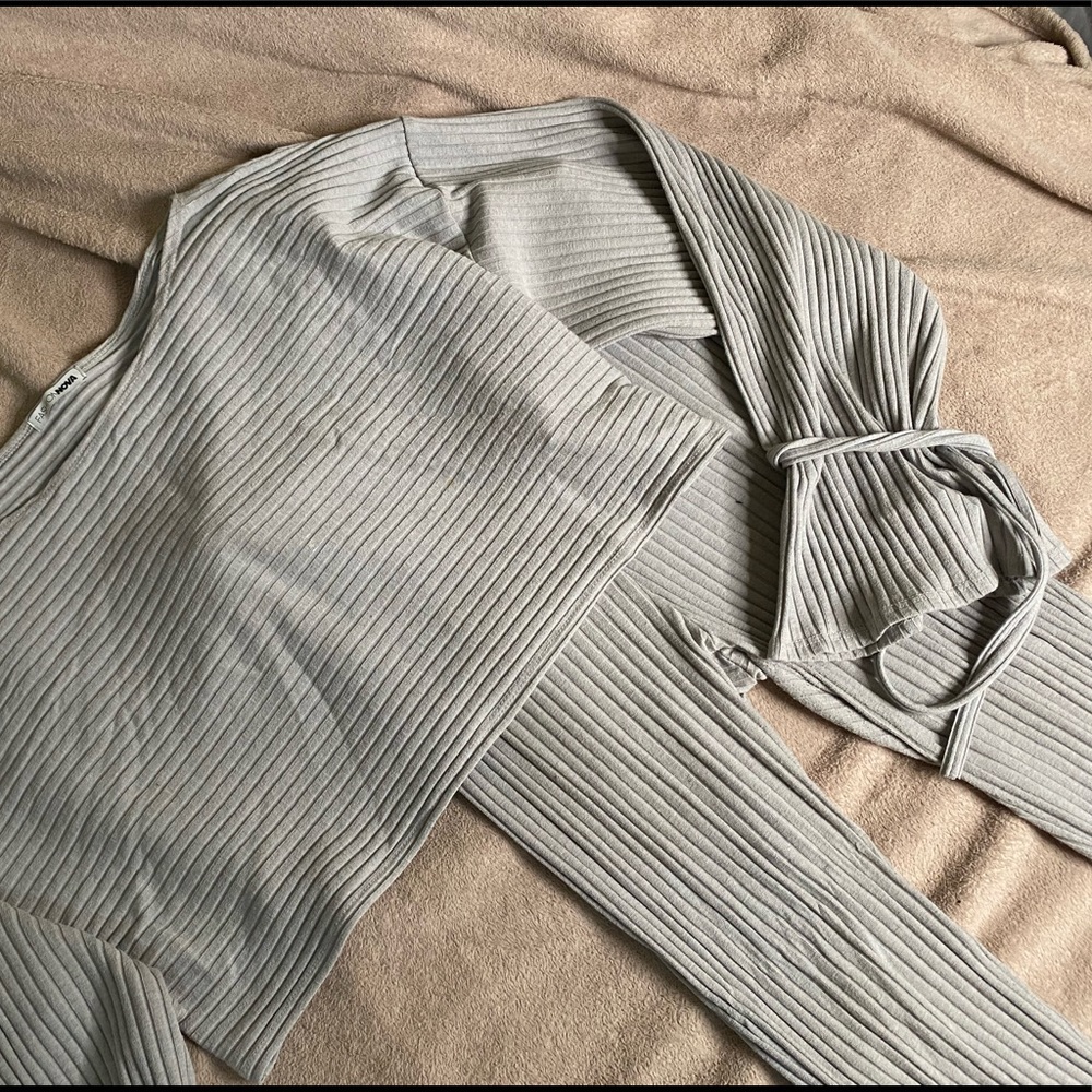 Gray Ribbed Set